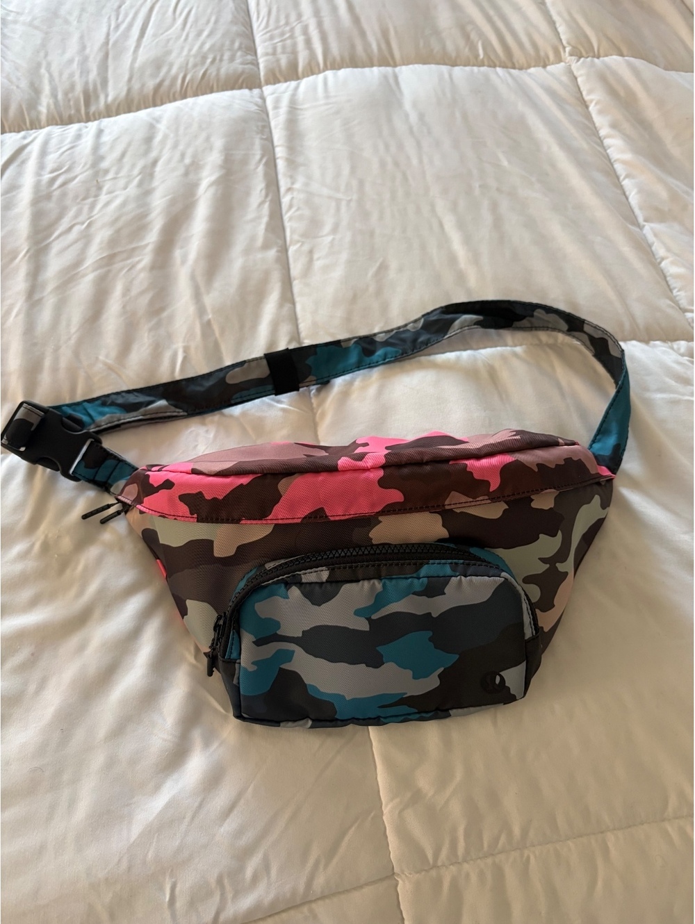 Lululemon the rest is written belt bag